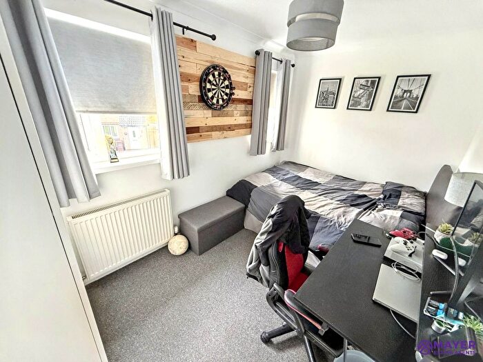 2 Bedroom Terraced House For Sale In Barnfield Drive, Plymouth, PL7