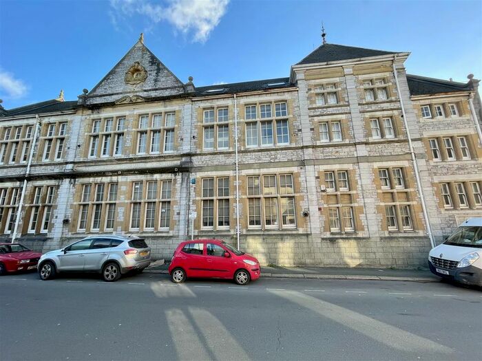 2 Bedroom Flat For Sale In North Road West, Plymouth, PL1