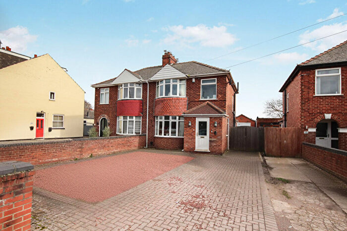 3 Bedroom Semi Detached House For Sale In Station Road, North Hykeham, Lincoln, LN6