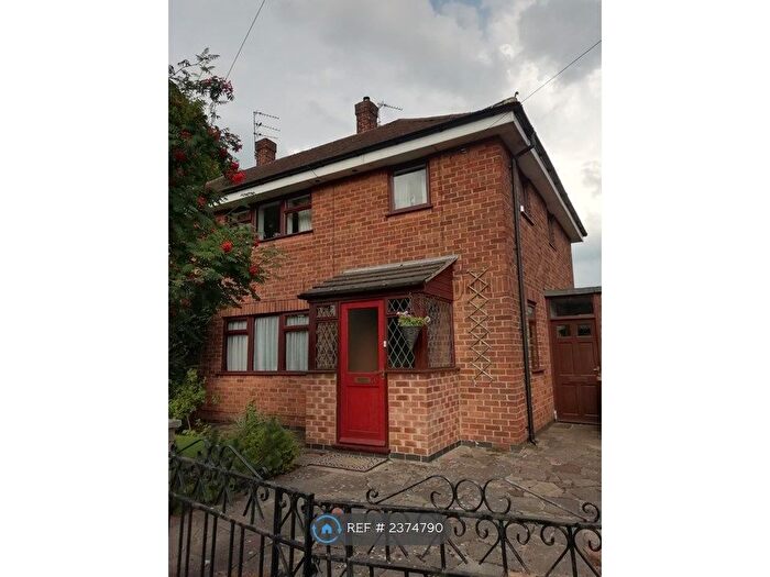 3 Bedroom Semi-Detached House To Rent In Seymour Close, Derby, DE22