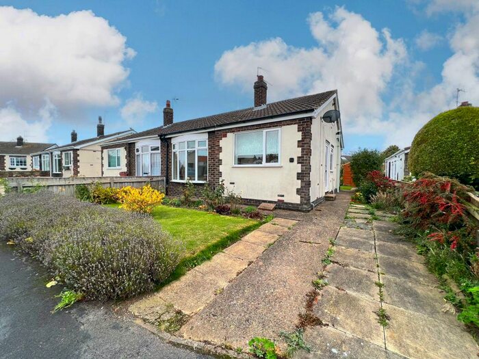 2 Bedroom Semi-Detached Bungalow To Rent In East Park, Leven, HU17