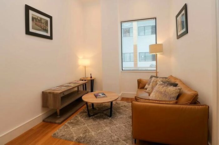 1 Bedroom Flat For Sale In Atria House, Bath Road, Slough, SL1