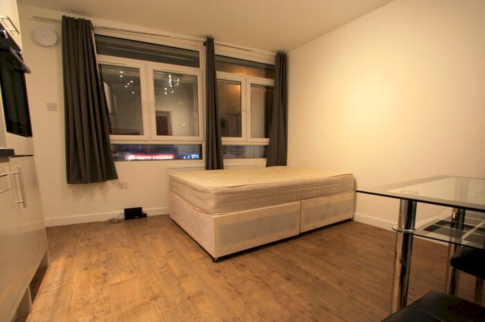 Studio To Rent In Lewisham High Street, Lewisham, SE13