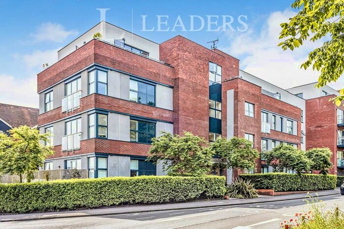 1 Bedroom Flat To Rent In Milton Road, Haywards Heath, RH16