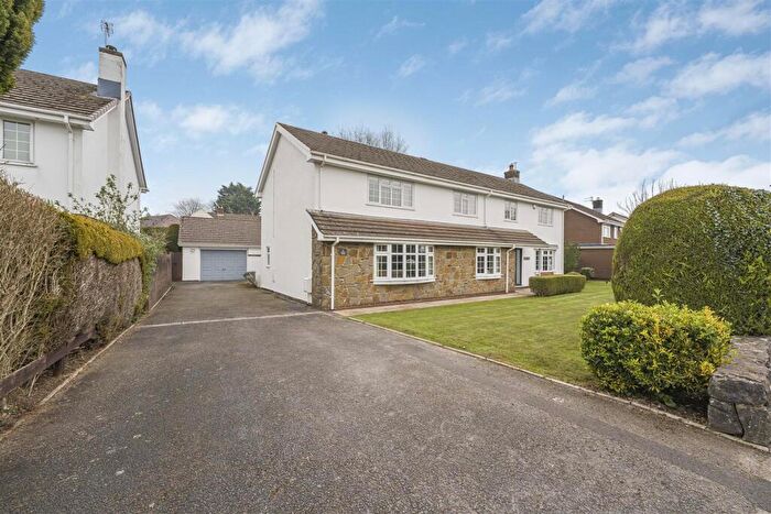 5 Bedroom Detached House For Sale In Village Farm, Bonvilston, CF5