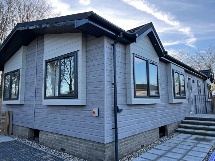 2 Bedroom Park Home For Sale In Takeley, Bishops Stortford, CM22