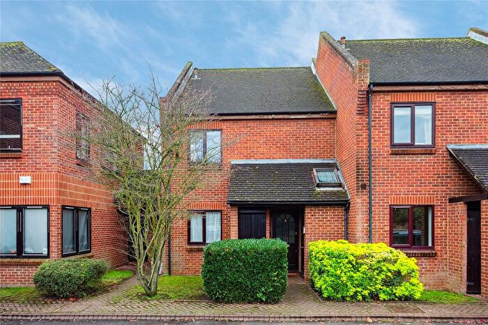 1 Bedroom Flat To Rent In Royal Station Court, Station Road, Twyford, Reading, Berkshire, RG10