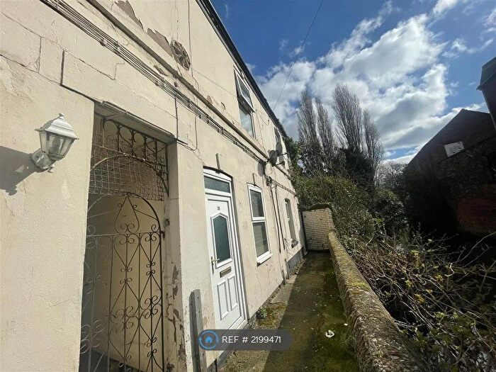 2 Bedroom Terraced House To Rent In Watson Road, Worksop, S80