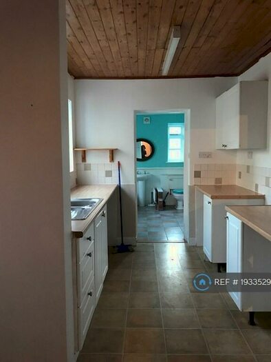 3 Bedroom Terraced House To Rent In Tavistock Street, Bletchley, Milton Keynes, MK2