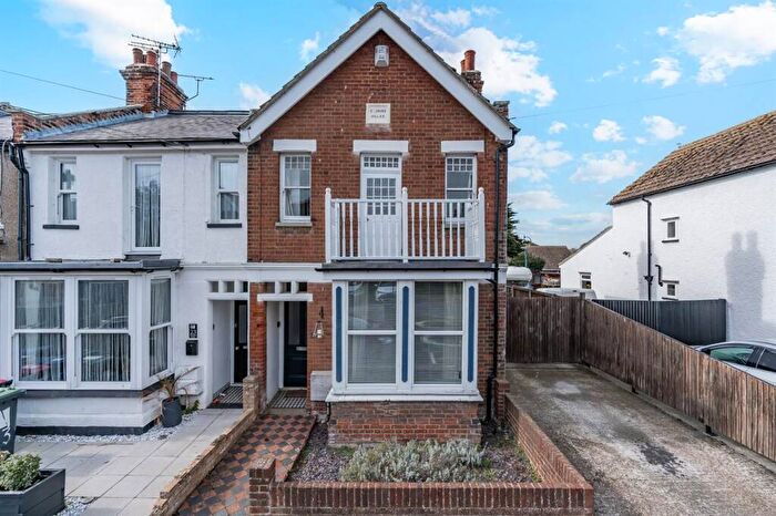 4 Bedroom Semi-Detached House For Sale In Gordon Road, Herne Bay, CT6