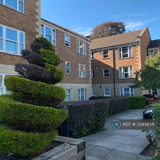 1 Bedroom Flat To Rent In Christchurch Park Road Sutton, Sutton, SM2