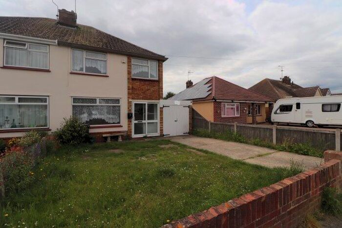 3 Bedroom Property To Rent In Arnold Road, Clacton-On-Sea, CO15