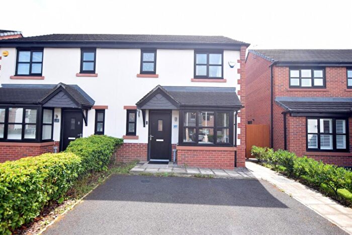 3 Bedroom Semi-Detached House For Sale In Lodge Hall Drive, Failsworth, Manchester, M35