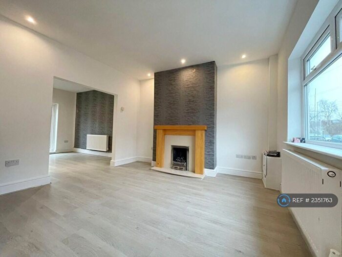 2 Bedroom Terraced House To Rent In New Cross Street, Swinton, Manchester, M27