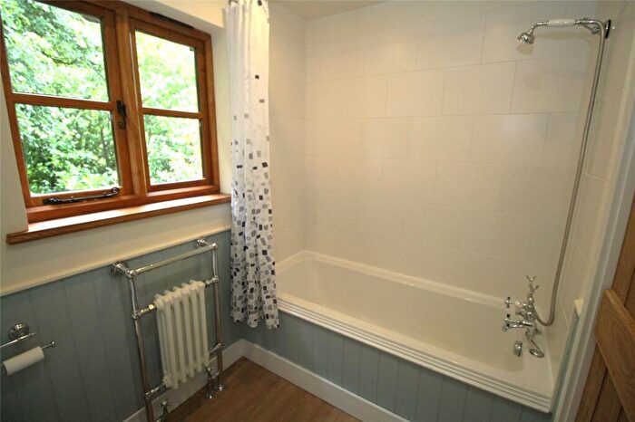 1 Bedroom Maisonette To Rent In Medstead Road, Beech, Alton, Hampshire, GU34