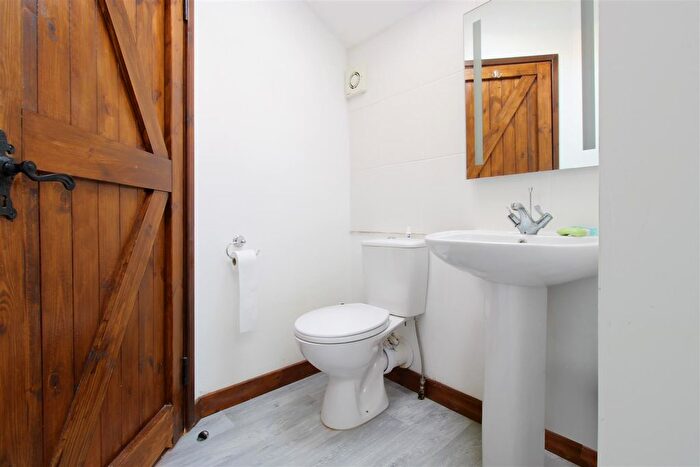 2 Bedroom Semi-Detached House For Sale In Baldock Road, Buntingford, SG9