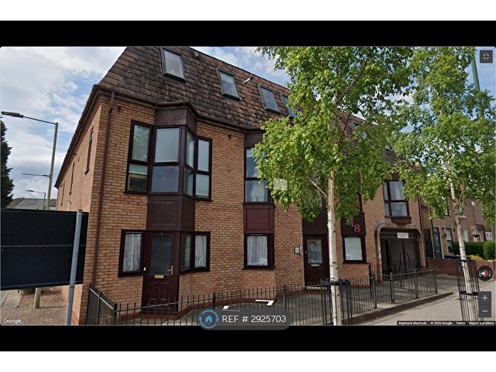 2 Bedroom Flat To Rent In East Barnet Road, Barnet, EN4