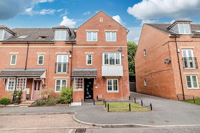 4 Bedroom End Of Terrace House For Sale In Mill Vale, Newburn, Newcastle Upon Tyne, NE15