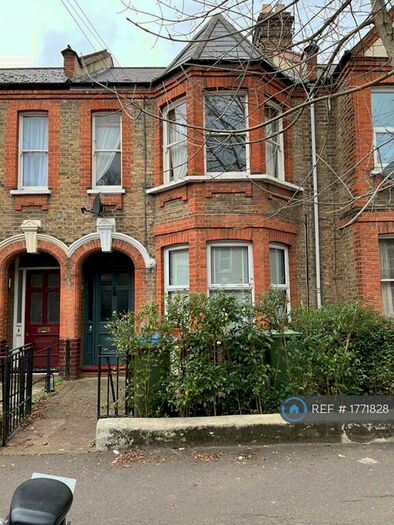 1 Bedroom Flat To Rent In Carr Road, London, E17