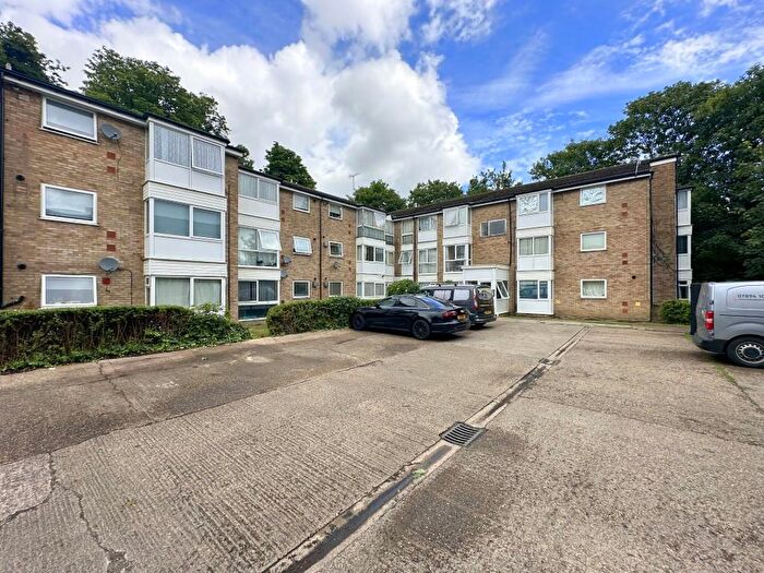 2 Bedroom Apartment To Rent In Brocket Court, Vincent Road, Luton, LU4