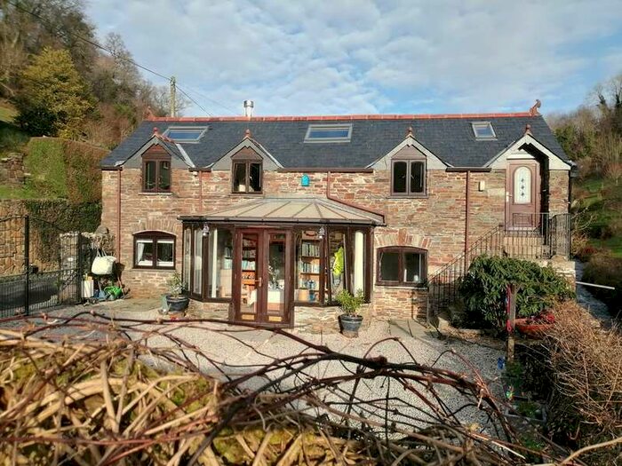 3 Bedroom Unique Property For Sale In Charming Retreat - Milton Combe, PL20