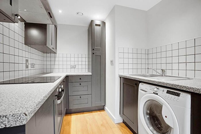 Studio To Rent In East Street, Leeds, West Yorkshire, LS9