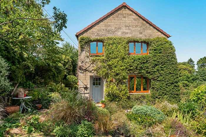 3 Bedroom Detached House For Sale In Church Lane, Windsoredge, Nailsworth, Glos, GL6