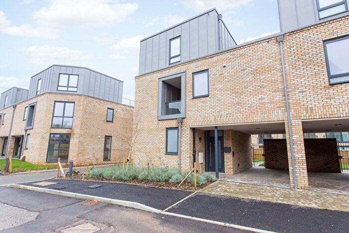 4 Bedroom Semi-Detached House To Rent In Officers View, Guston, CT15