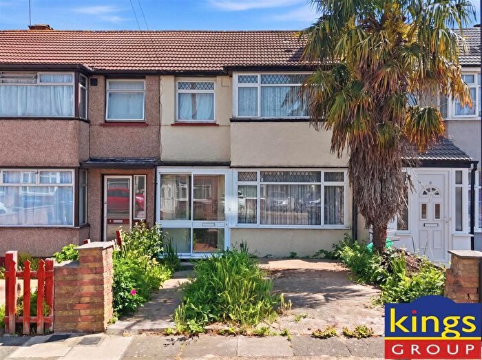 3 Bedroom Terraced House For Sale In Winton Close, Edmonton, N9