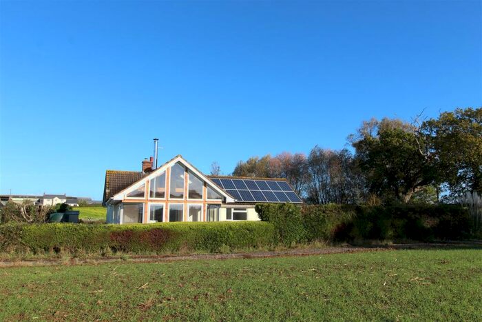 3 Bedroom Detached House To Rent In Clyst Honiton, Exeter, EX5