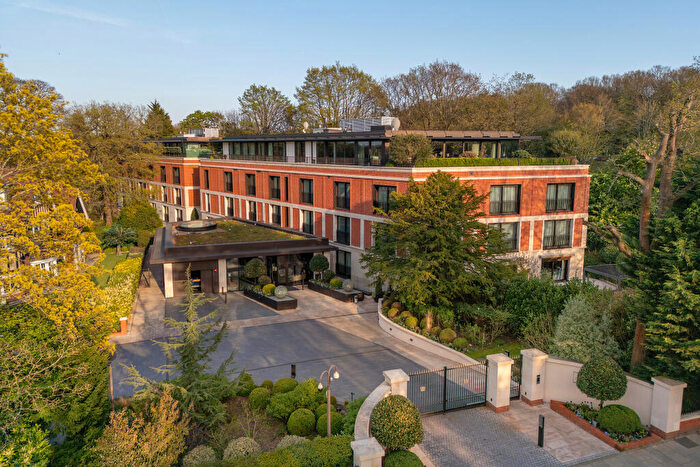 5 Bedroom Penthouse For Sale In The Bishops Avenue, Hampstead, London, N2