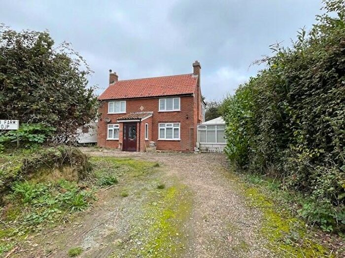 3 Bedroom Farm House For Sale In Church Farm, Church Road, Bacton, Norwich, Norfolk, NR12