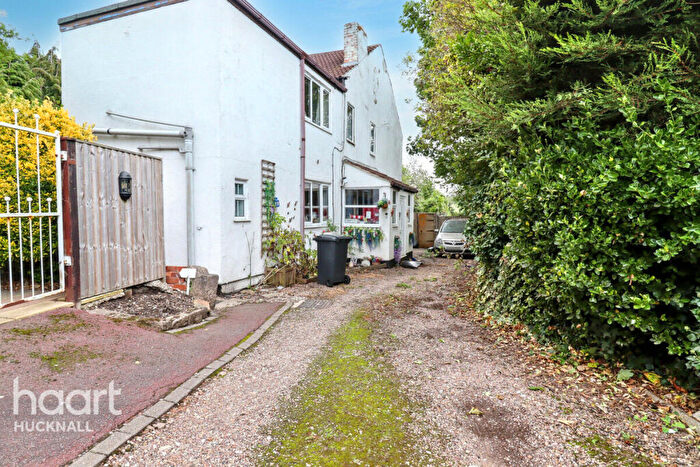 5 Bedroom Detached House For Sale In Hoggs Field, Nottingham, NG16