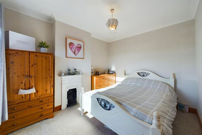 3 Bedroom Terraced House For Sale In Vicarage Road, Thetford, IP24