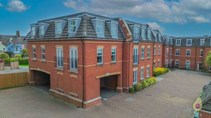 2 Bedroom Apartment To Rent In Kimmeridge Court, Ripley Road, Swindon, Wiltshire, SN1