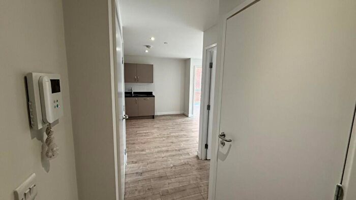 2 Bedroom Apartment To Rent In Saffron Court, Nottingham, NG2