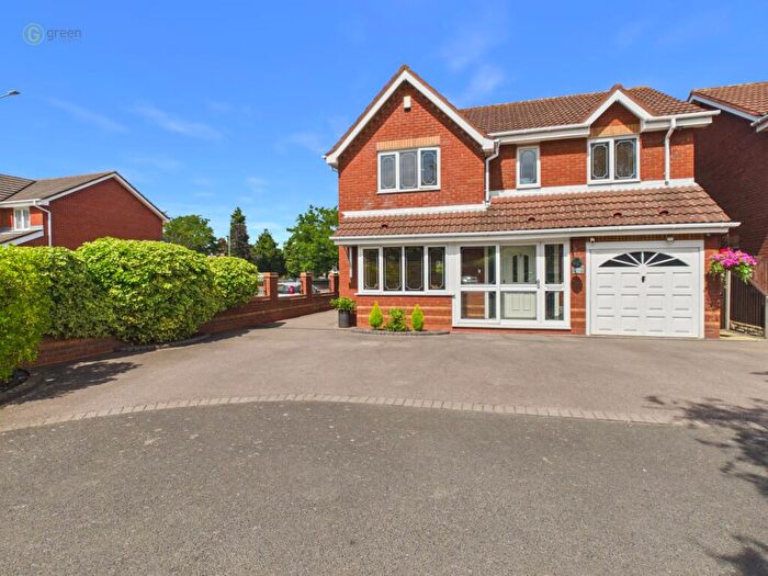 4 Bedroom Detached House For Sale In Greyfriars Drive, Tamworth, B79