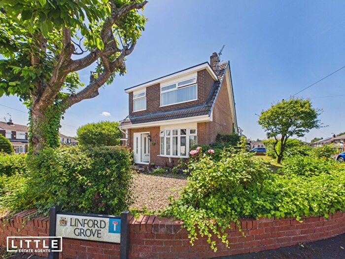 3 Bedroom Detached House For Sale In Linford Grove, St. Helens, WA11