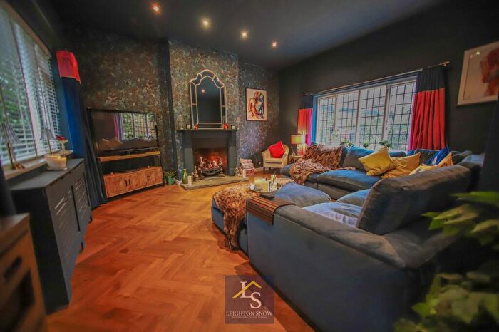 4 Bedroom Detached House To Rent In Hall Road, Bramhall, SK7