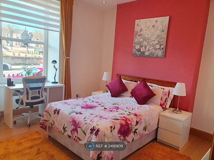 Studio To Rent In Holburn Street, Aberdeen, AB10