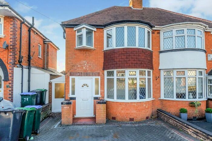 3 Bedroom Semi-Detached House To Rent In Hamstead Road, Great Barr, Birmingham, B43
