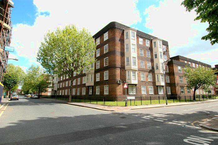 4 Bedroom Flat To Rent In Tyers Street, London, SE11