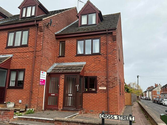 2 Bedroom House To Rent In Avalon Court, Rothwell, Northants, NN14