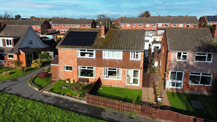3 Bedroom Semi-Detached House To Rent In Crufts Meadow, Creech St. Michael, Taunton, TA3