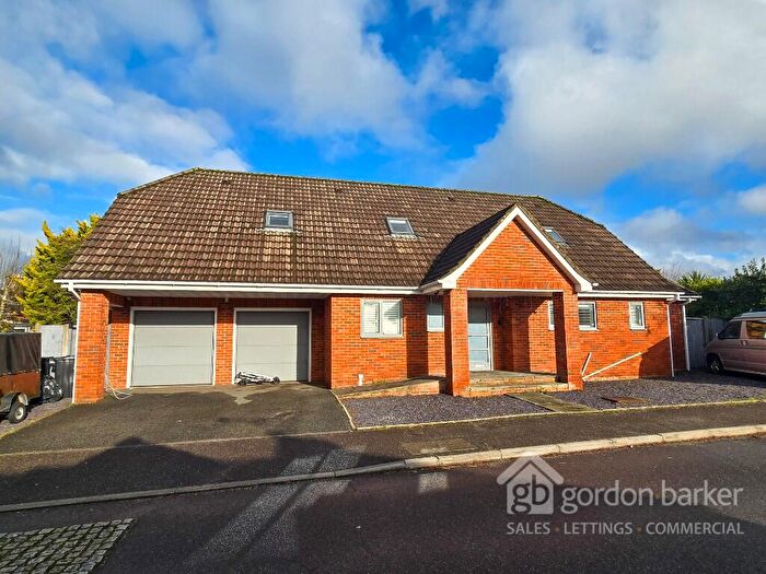 4 Bedroom House For Sale In Pelican Mead, Ringwood, Hampshire, BH24