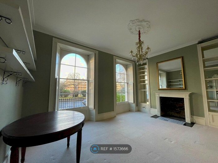 1 Bedroom Flat To Rent In Clapton Square, London, E5