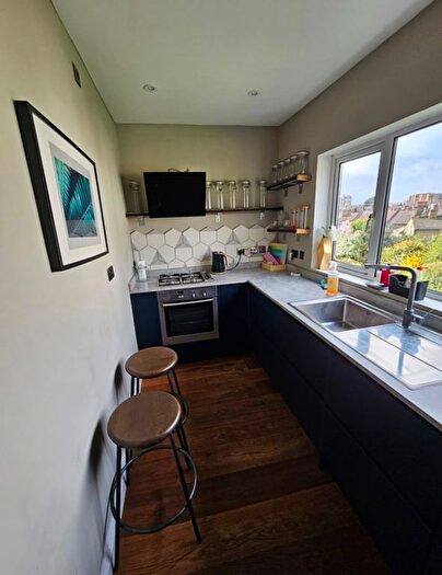 1 Bedroom Flat To Rent In Wellington Gardens, London, SE7