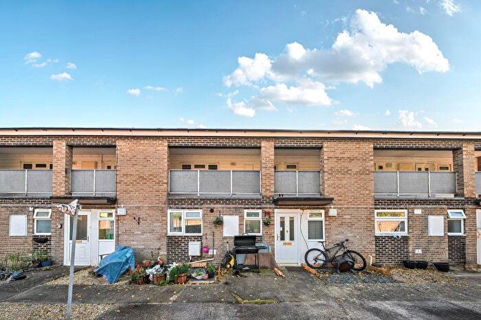 1 Bedroom Block Of Apartments For Sale In Witney, Oxfordshire, OX28