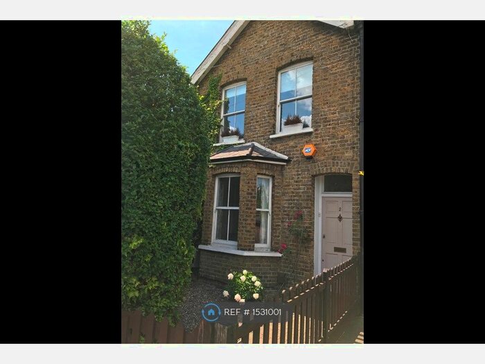 2 Bedroom End Of Terrace House To Rent In Beverley Cottages, London, SW15