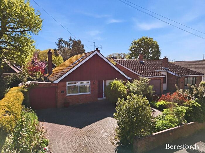 3 Bedroom Bungalow For Sale In Wood Lane, Fordham Heath, CO3